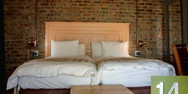 Chameleon Bush Lodge Hammanskraal Exterior photo